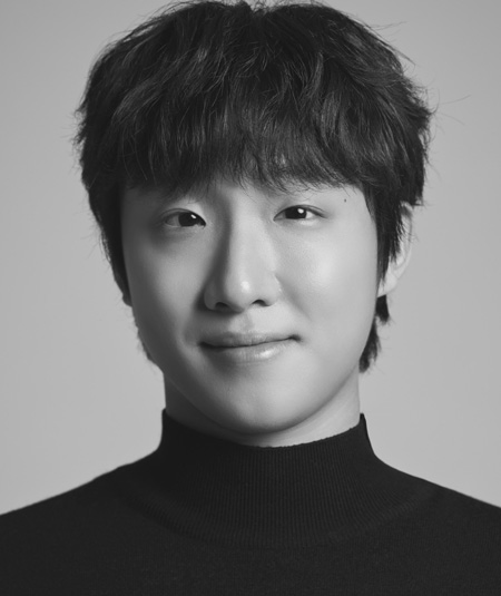 홍사빈