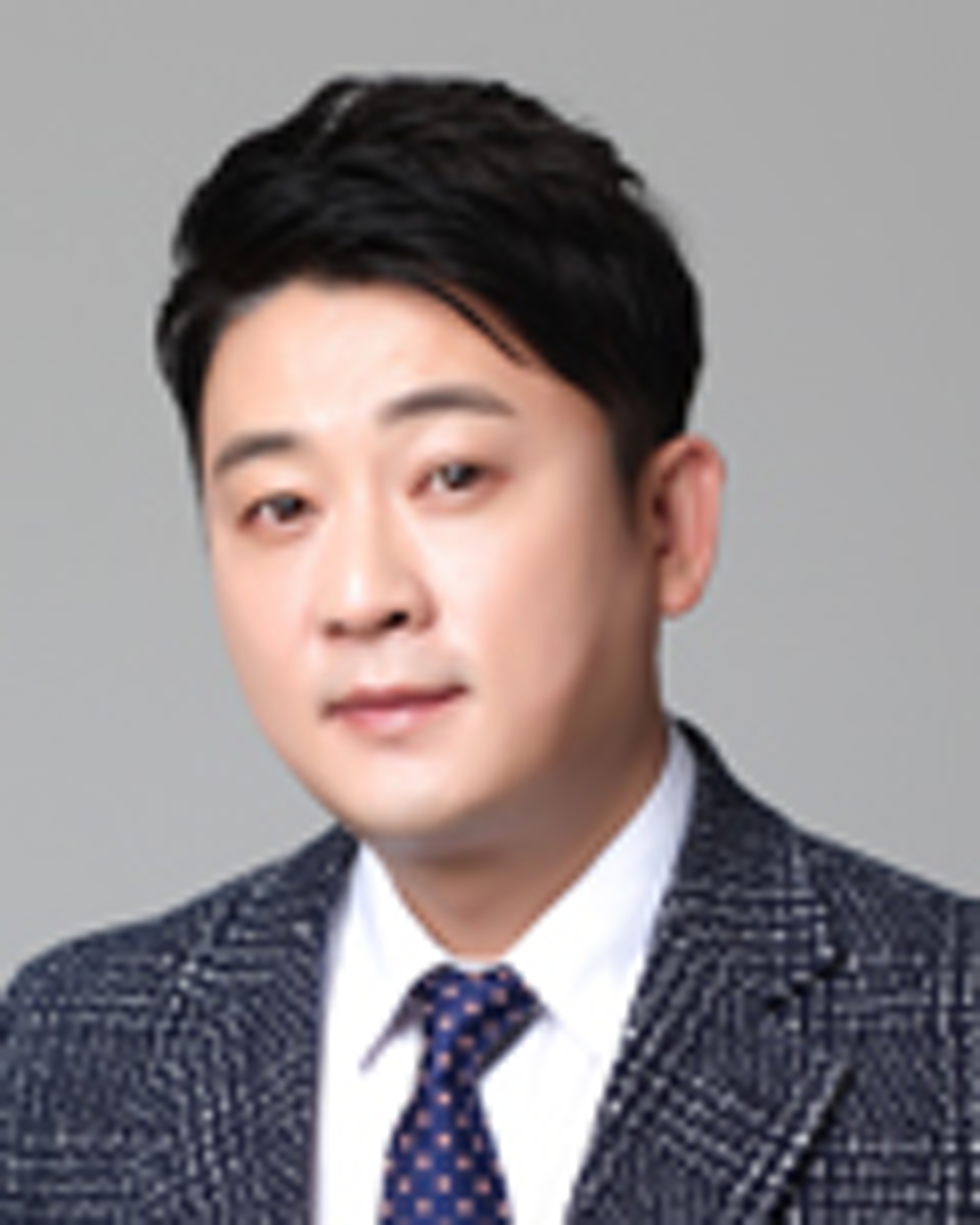 유동균