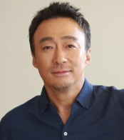 이성민
